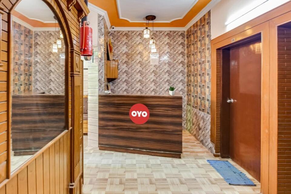 Hotel Aashirwad Чандигарх Экстерьер фото